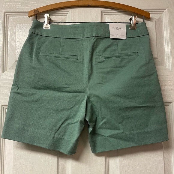 NWT LOFT The Riviera Short 6” inseam Sage Green Size 00 - Picture 4 of 8